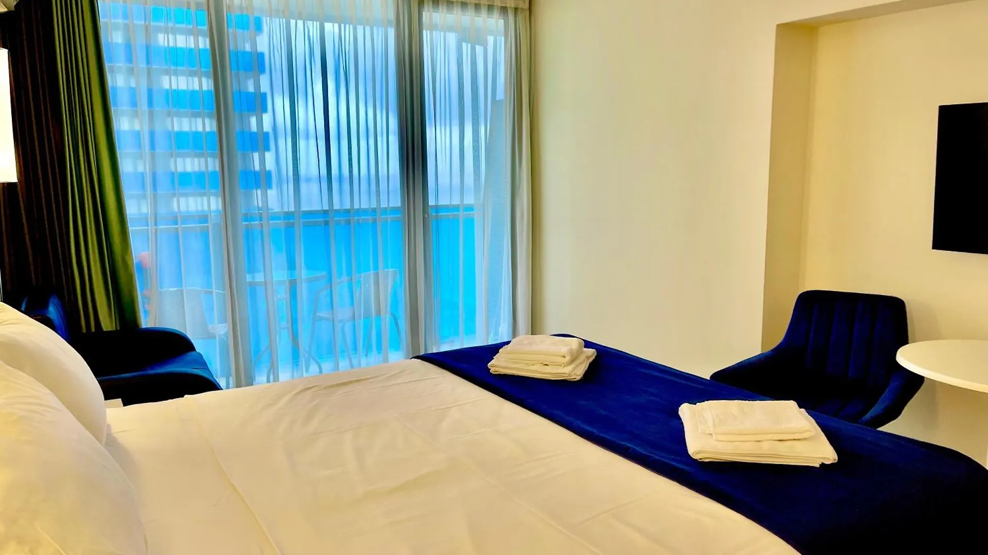 Marvella Orbi City Sea View Batumi