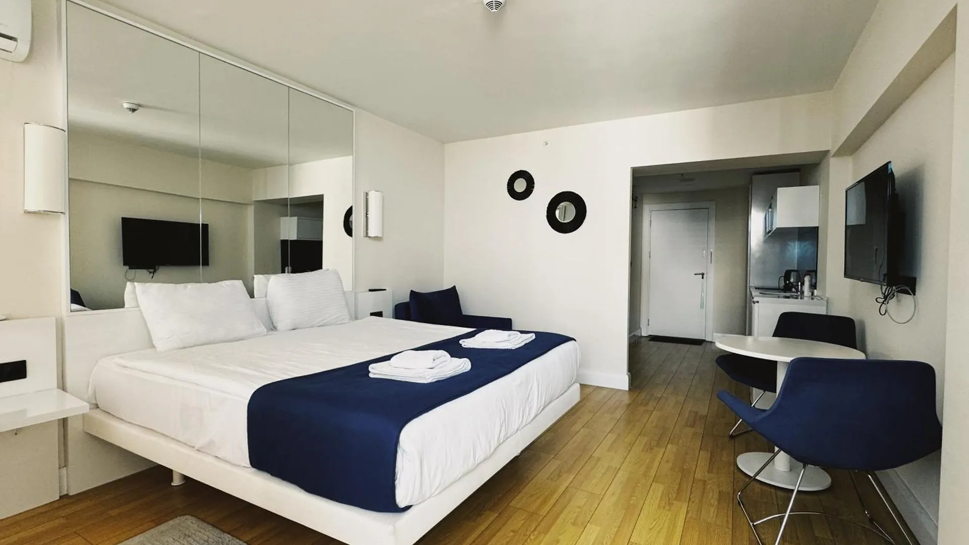 Marvella Orbi City Sea View Batumi