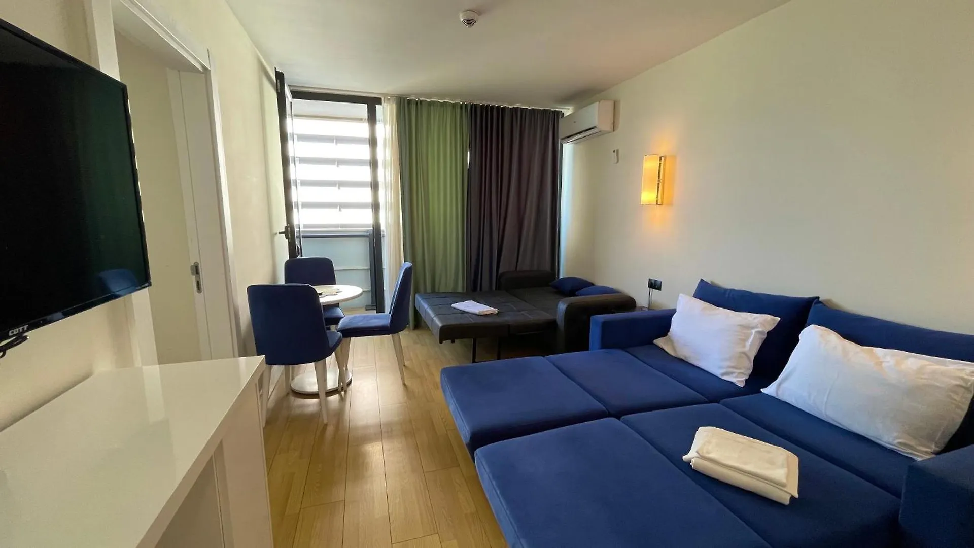 Marvella Orbi City Sea View Batumi 0*,  Georgia